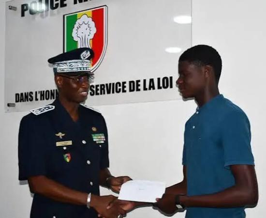 Bourses scolaires 2026-2027 : la Police nationale soutient les orphelins de ses agents