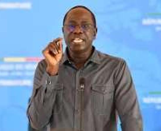 Programme « Un étudiant, un ordinateur » : Daouda Ngom dénonce des irrégularités dans les marchés publics